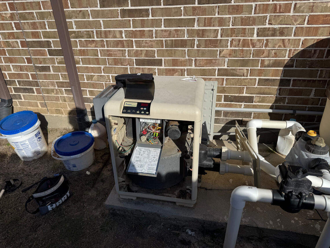 Before install JXIQ Jandy pool heater Fulshear Texas Drew Pools Before installing a JXIQ Jandy pool heater in Fulshear Texas by Drew Pools.